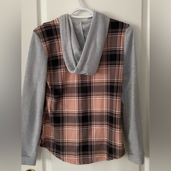 Women’s Small Button Up Hoodie - Picture 2 of 4